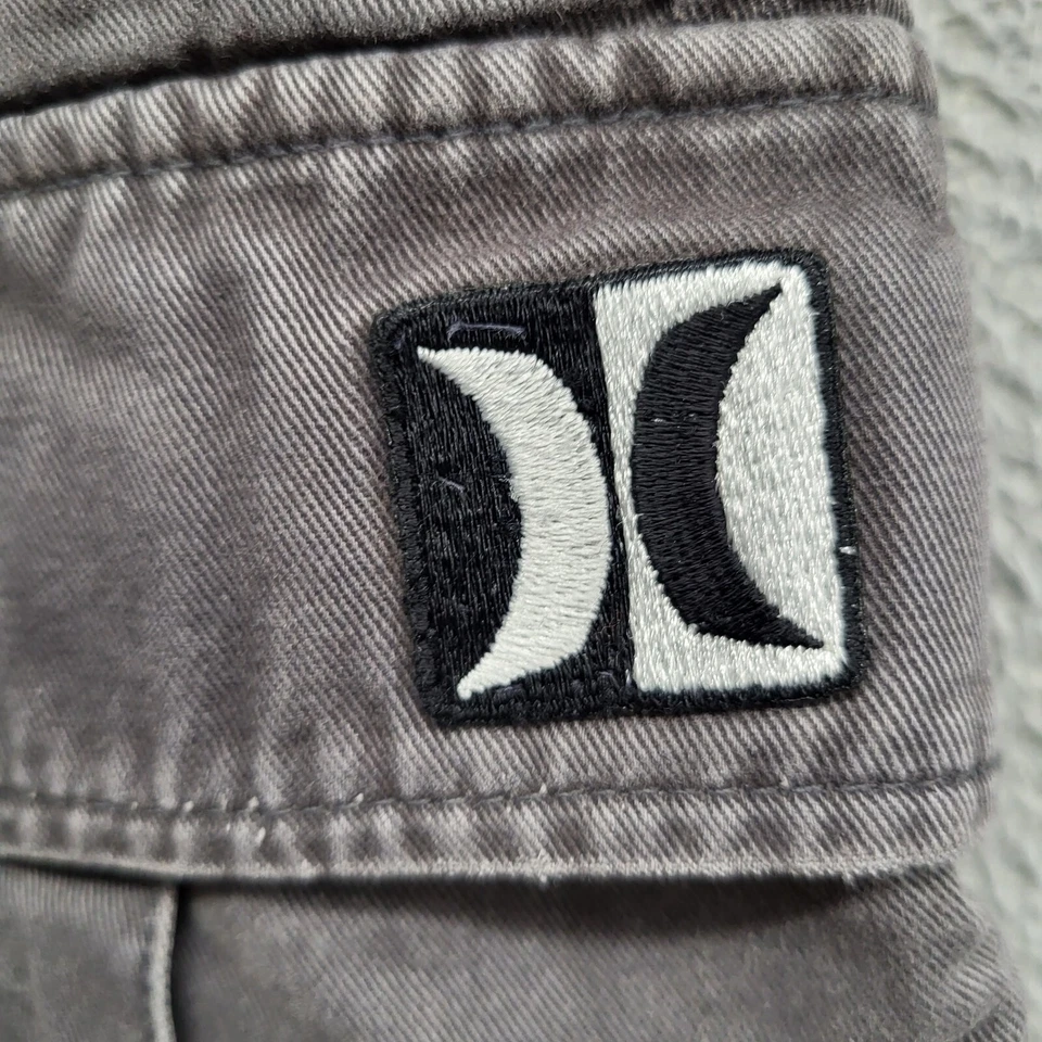 Hurley Men Shorts 34 Gray Y2K Cargo Logo Pockets Baggy Skate Grunge - Image 4 of 4