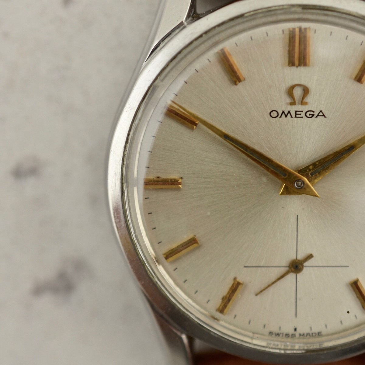 C.1950 Vintage Omega Jumbo Calatrava watch cal.Ω 265 ref. 2639-2