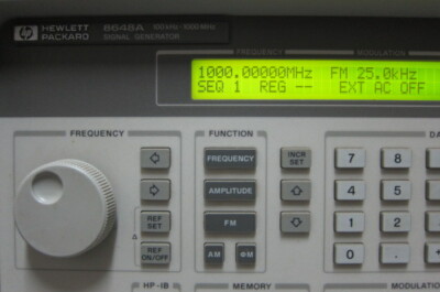 HP/Agilent 8648A Synthesized RF Signal Generator, 100 kHz to 1000
