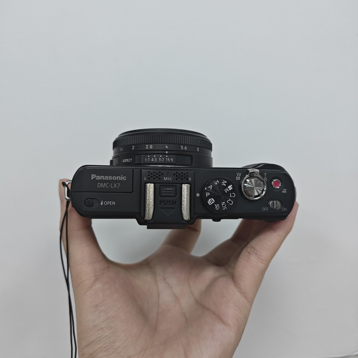 Panasonic LUMIX DMC-LX7 LX7 10.1 MP Digital Camera 3.8x Optical