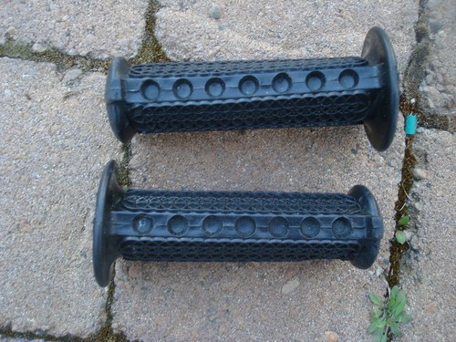 Old School Winners Circle BMX Cam Grips Black '80s '70s Motomag TB-012