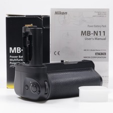Nikon MB-N11 Power Battery Pack with Vertical Grip Near Mint  5896TH