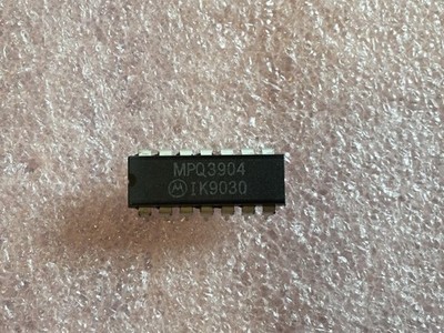 MPQ3904 TRANSISTOR ARRAY BIPOLAR QUAD NPN 14-PIN DIP MOTOROLA (LOT OF 2)