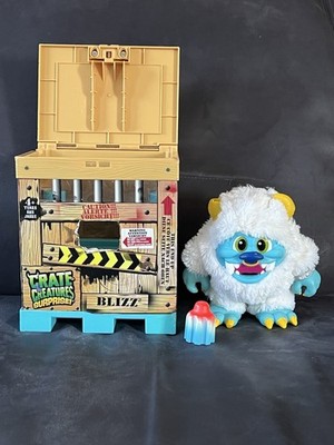 Crate Creatures Surprise Blizz Interaktives Spielzeug Free the Beast Yeti Monster