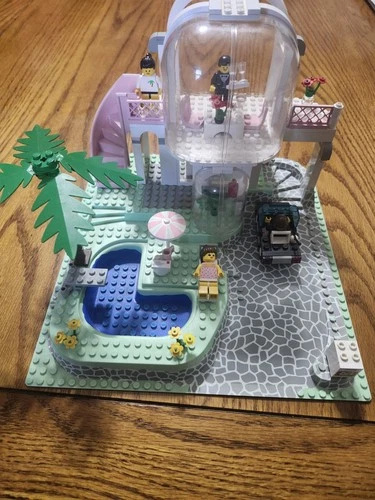 LEGO Poolside Paradise Paradisa 6416 Set Vintage 1992 Town - COMPLETE