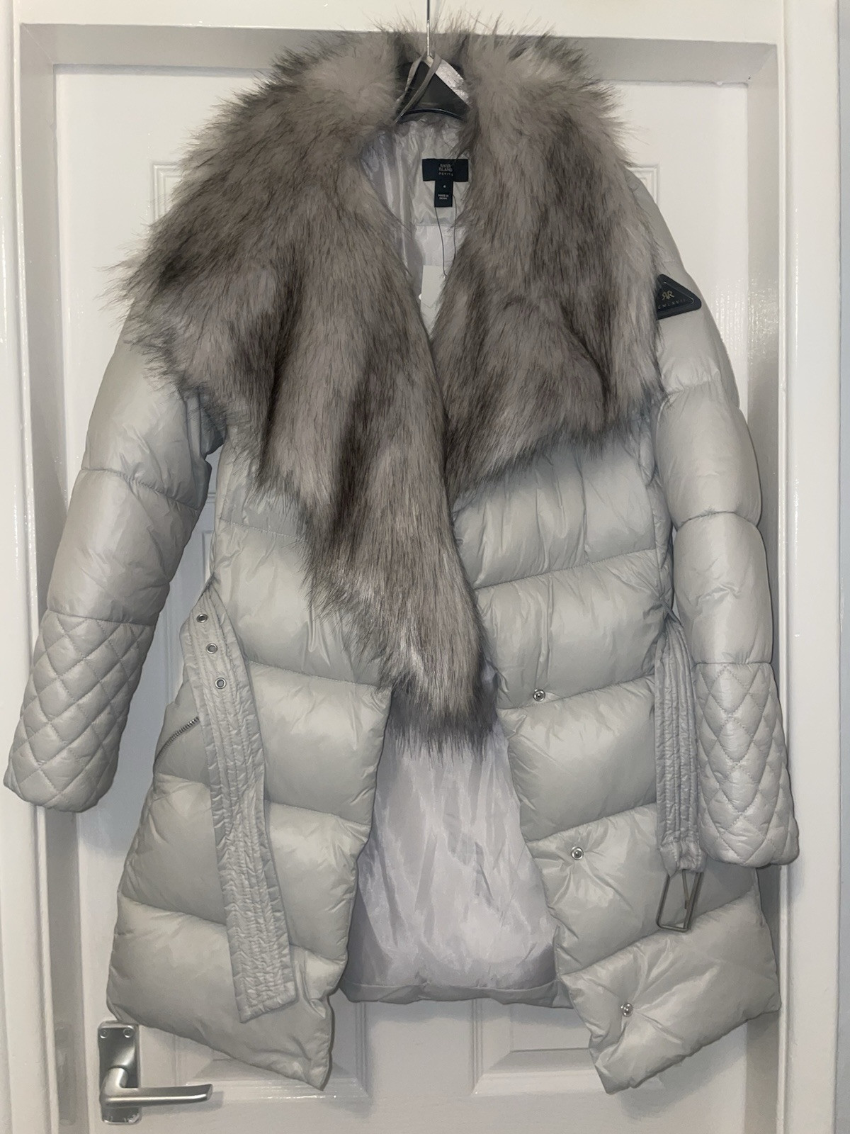 River Island Women's Grey Faux Fur Trim Coat Size 4 - New! image 6