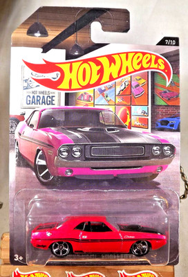 2016 Hot Wheels Garage Series 7/10 '70 DODGE HEMI CHALLENGER Pink w/Chrome MC5sp