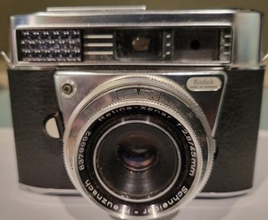 Kodak Retina IIF 35mm Film Rangefinder Camera Schneider Xenar 45mm f2.8 Germany