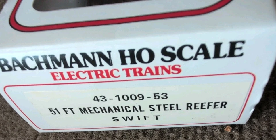 Bachmann HO Scale 51' Mechanical Steel Reefer Car Swift’s Premium #43-1009-53 - Image 2 of 4
