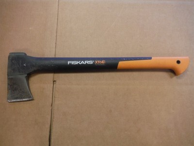 Fiskars X15 Chopping Axe With 23'' Shock Absorbing Handle *RK2