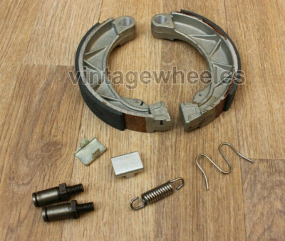 lambretta rear brake shoes