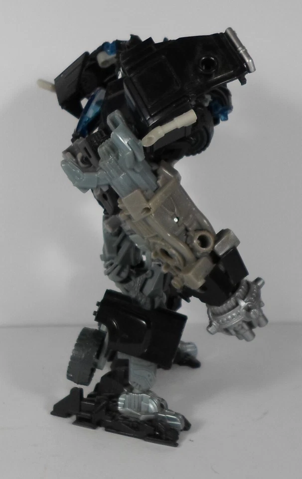 HASBRO TRANSFORMERS DOTM MOVIE 2011 VOYAGER AUTOBOT IRONHIDE 100% COMPLETE - Image 4 of 4