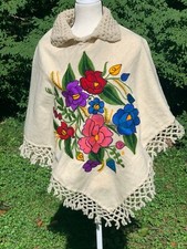 Mexican Poncho Embroidered Natural Wool Chiapas Flowers 2032