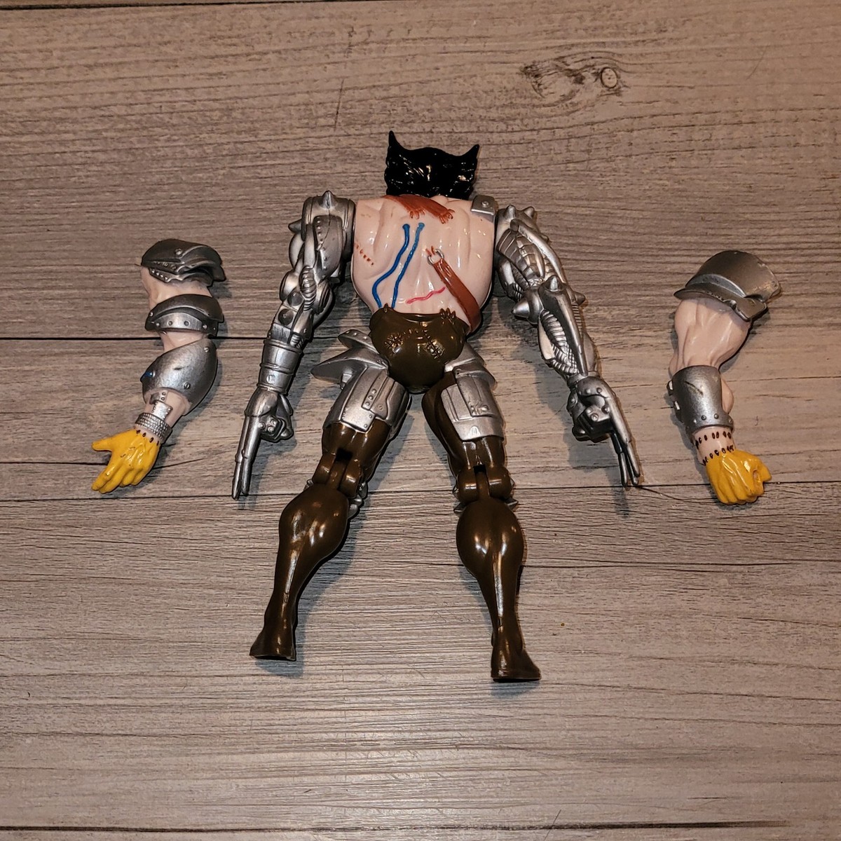 Robot WOLVERINE Albert X-MEN Action Figure Removable Arms Marvel
