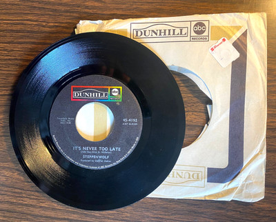 STEPPENWOLF Dunhill 45-4192 1969 FIRST Pressing! w/Org. Sleeve! ''Happy Birthday''