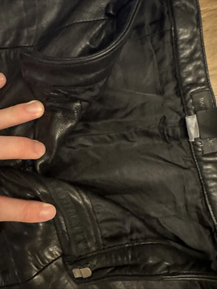 Винтажные брюки из натуральной кожи 90-х Banana Republic черные женские размер 0 - Изображение 3 из 4