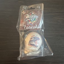 1998 WORLD SERIES CHAMPIONS NEW YORK YANKEES BASEBALL. Damaged Box
