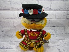 Vintage 1988 Dakin Garfield Beefeater Plush Stuffed Animal With Hang Tag Toy