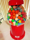 VINTAGE RED CAROUSEL GUMBALL MACHINE/FULL OF GUM/NO 89-B-055366 — photo 5
