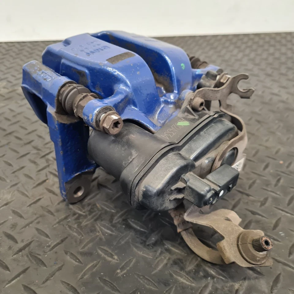 Bmw X5 G05 2019 3.0d M Sport Caliper Rear Right Side 34216887410 - Image 4 of 4