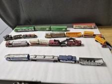 Vintage Tyco Model Train Set Lot Trains  Cars, Lots Of Track, See Description 