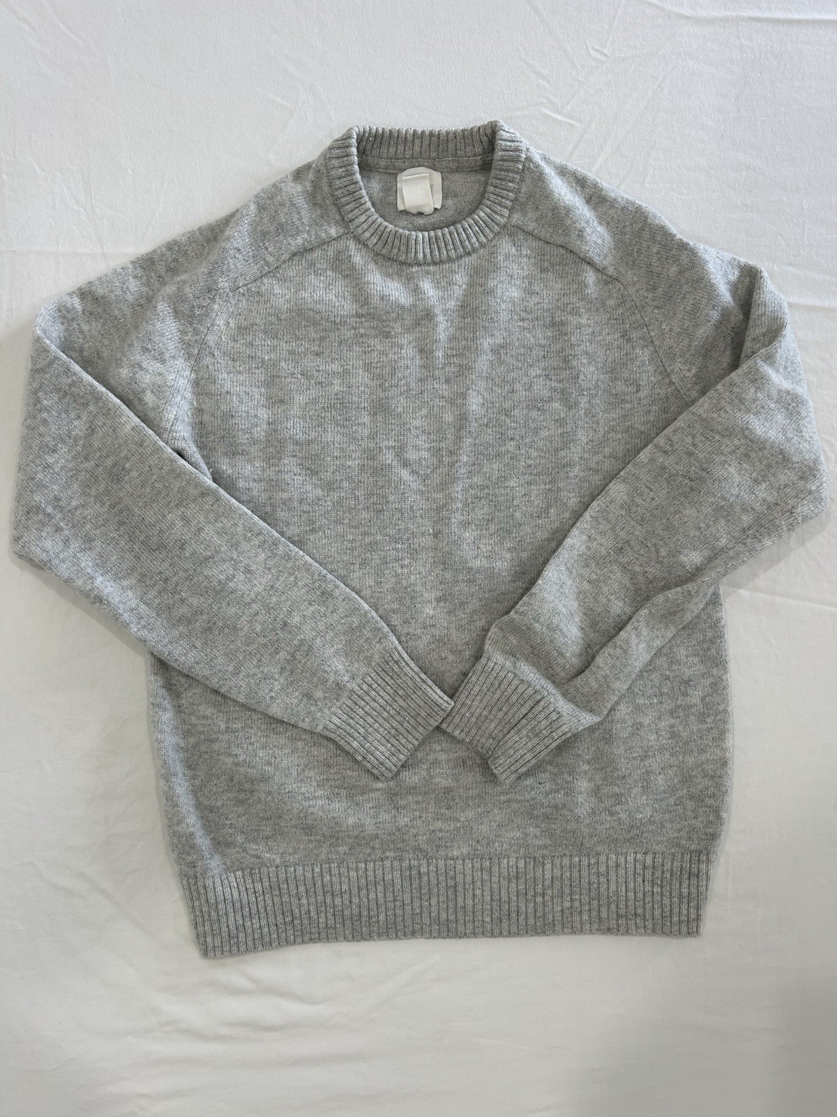 H&M Men's Light Gray Sweater Size Small