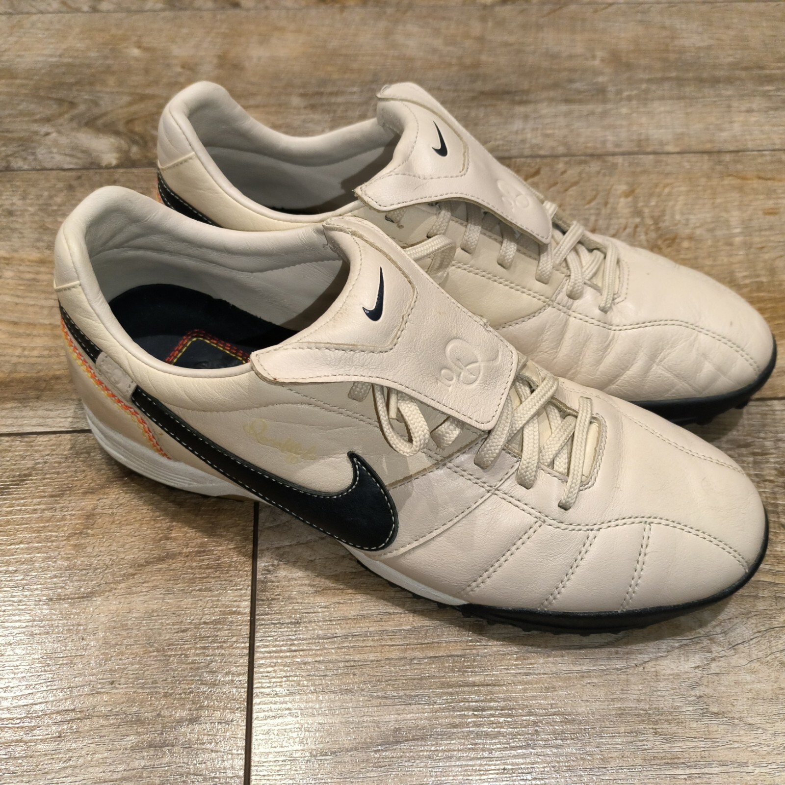 nike tiempo r10 turf