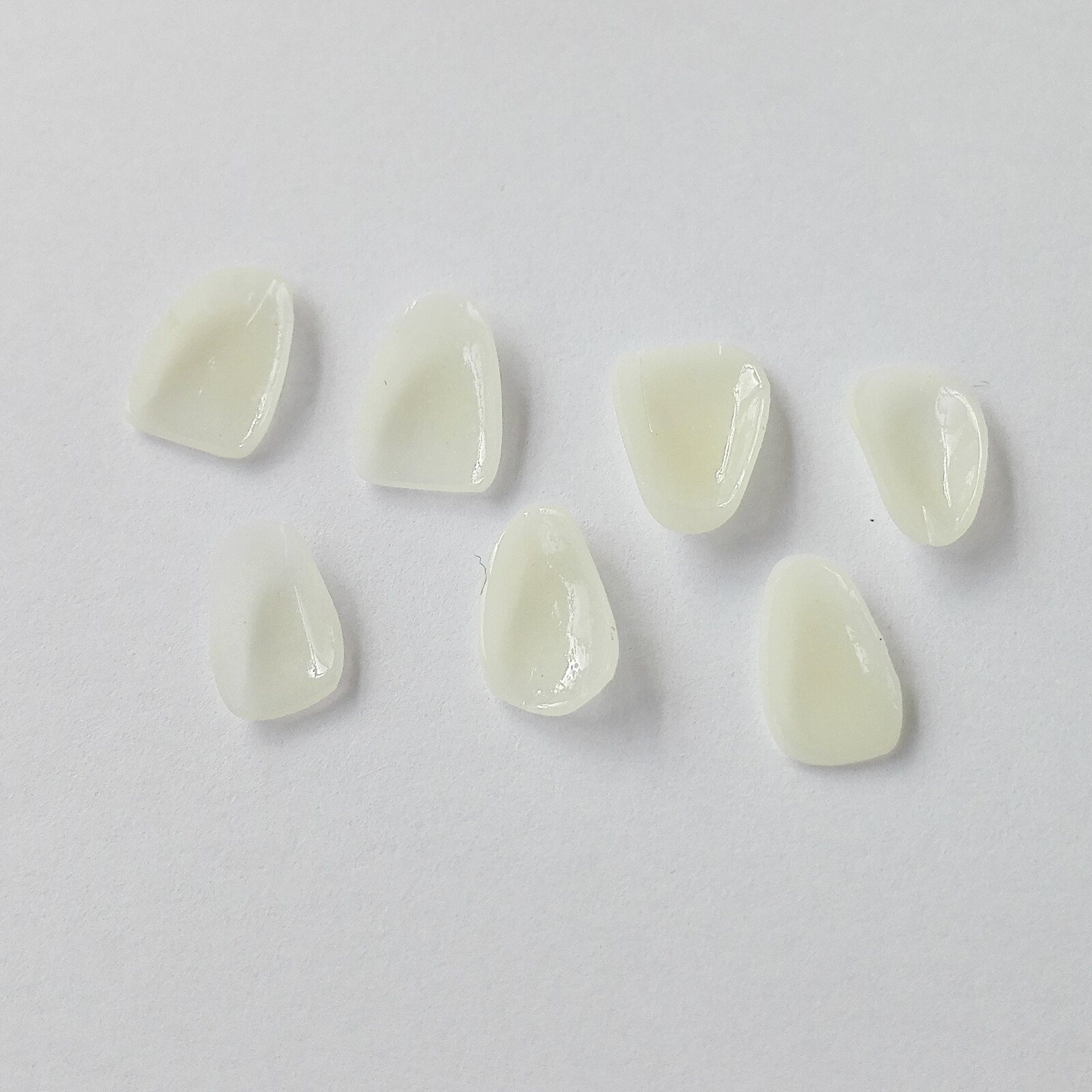 100pcs Dental Componeer Thin Whitening Resin Veneer Upper Anterior