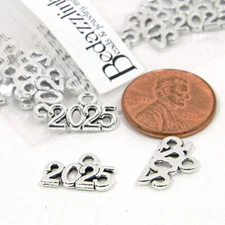 20 Small Antique Silver Plate 2025 Birth Date, Graduation, New Year Metal Charms