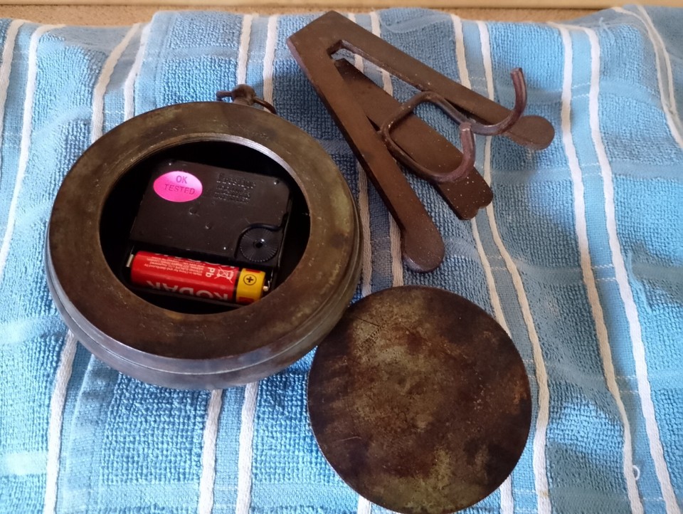 Clock, Pocket Watch Large Pocket Watch Desk Clock, With Stand, Working