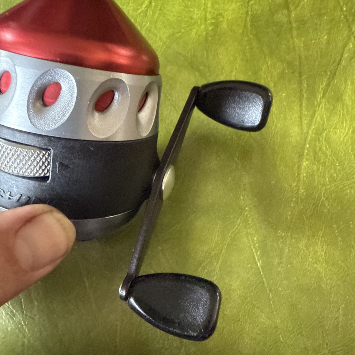 Vintage Excellent Zebco Red Rhino Made In USA Fishing Reel Works