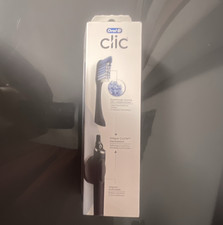 Oral-B Clic Regular Toothbrush Black Magnetic Holder CLICfit CrissCross Bristles