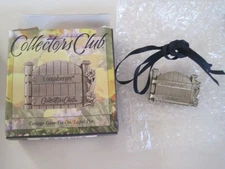LONGABERGER TIE-ON W/ Ribbon & Box Cottage Gate Pin Pewter 2000