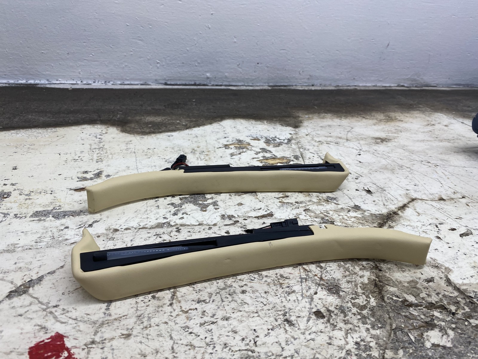 2010-2020 BENTLEY MULSANNE OEM REAR RIGHT LEFT PARCEL DECK SHELF TRIM PANEL SET