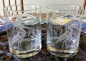 PAIR OF ON THE ROCKS GLASSES, ETCHED HERONS, 11 OUNCES EACH, BY ROLF GLASS USA