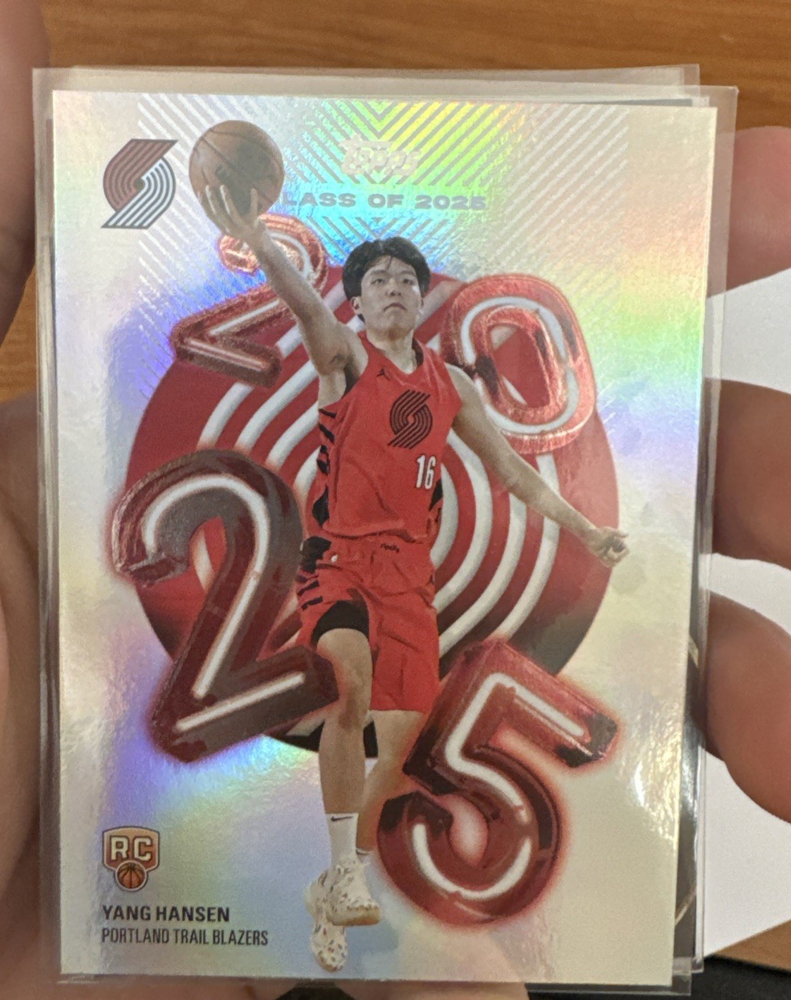 *CASE HIT* Yang Hansen RC 2025-26 Topps NBA CLASS OF 2025 #C25-16 SSP RC