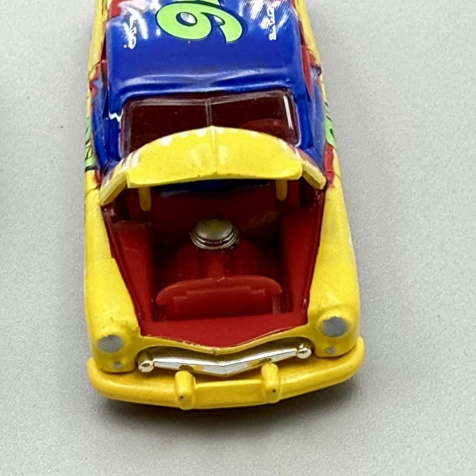 老式赛车冠军麦当劳 #94 NASCAR 促销车 3 件装 — 第 4/4 张图片