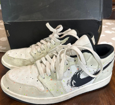 Jordan Air Jordan 1 Low SE Brushstroke Swoosh Paint Splatter DM3528-100
