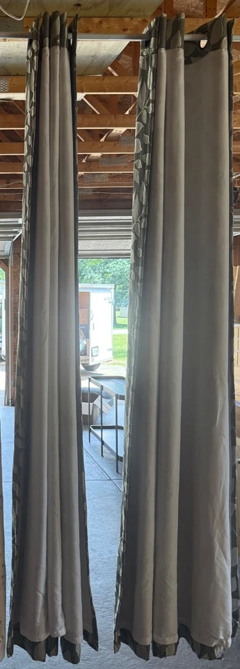 Cindy Crawford Sage Green Blackout Curtains 84x52 Double Lined - Imagem 3 de 4