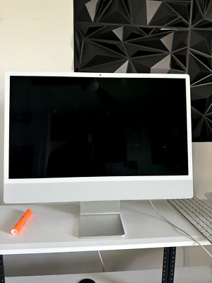 iMac 24-inch M1 8-Core CPU 7-Core GPU 8GB 256GB Silver  2021 MGTF3LL/A Open Box
