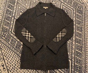 sueter burberry de mujer