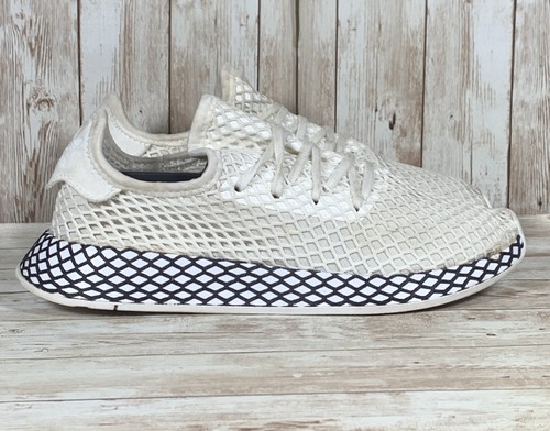 white trainers size 7.5