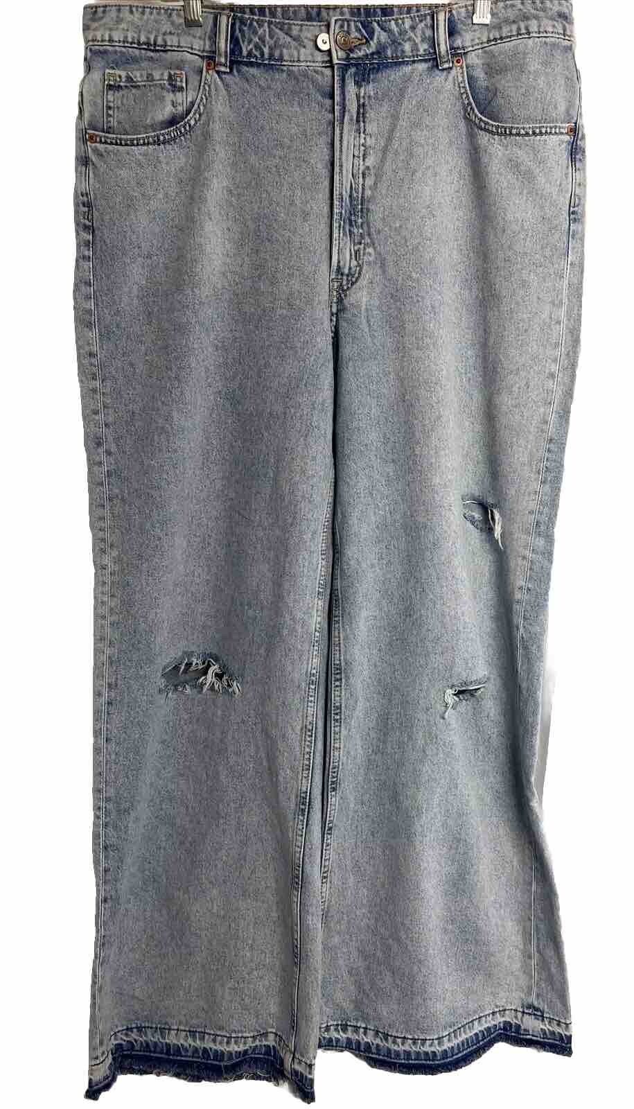 Divided Jeans Wide Leg Woman’s Size 16 Acid Wash Distressed