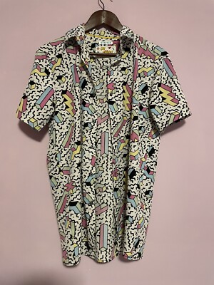 Oh Snap Stretch Short Sleeve Button Down Y2K Retro 80 s Design Sz Small B19