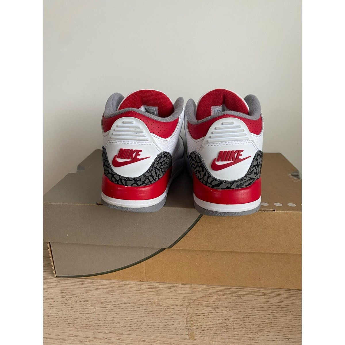 Nike Air Jordan 3 Retro Fire/Red Cement Kids Sneakers DM0966-160