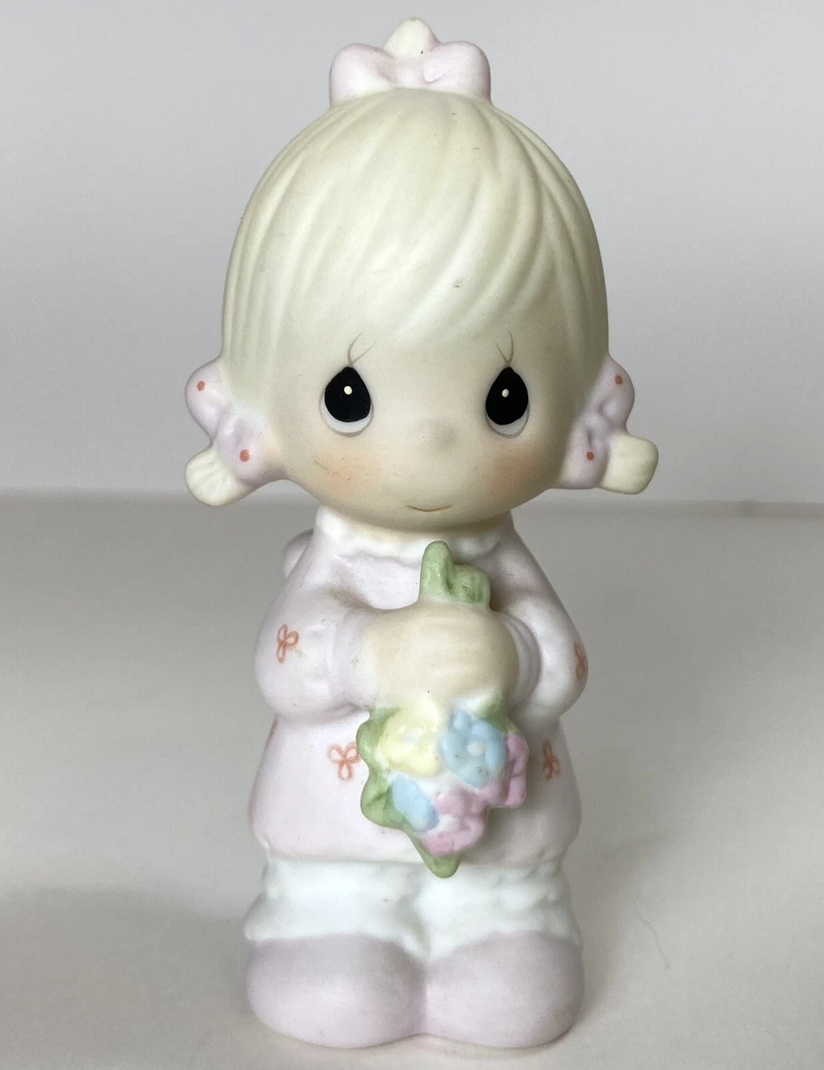 Flower girl figurine 2025