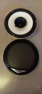 Pioneer TS-164P 100 Watt Max Power 6 1/2 inch 2 Way Speakers