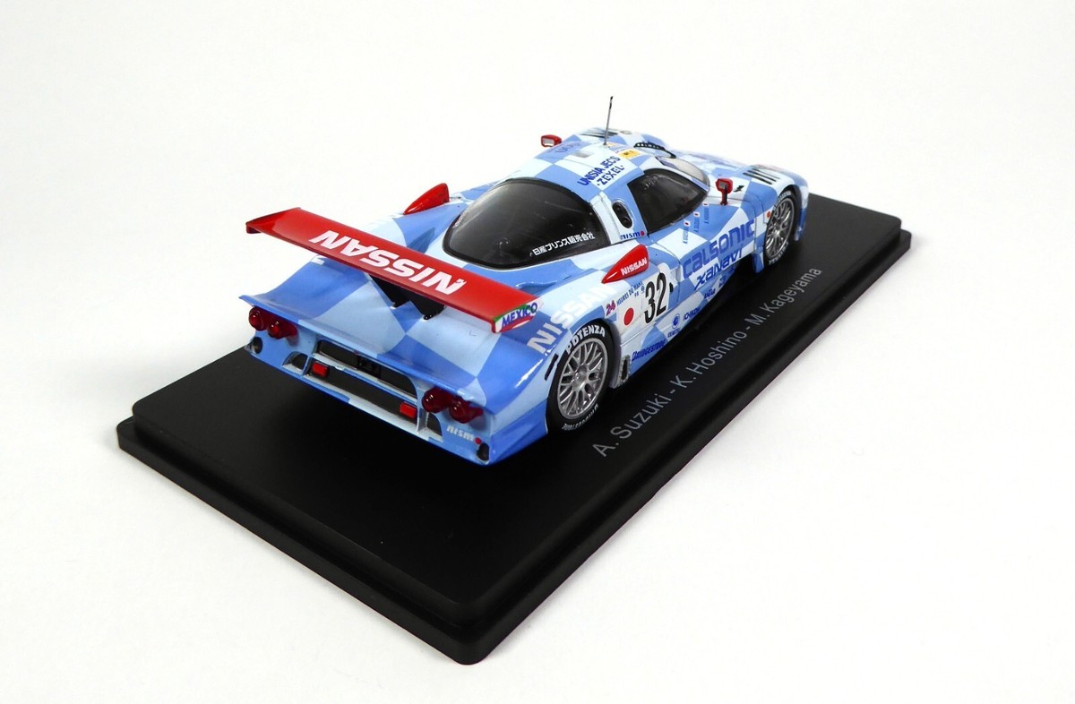 Nissan R390 GT1 24h Le Mans 1998 - 1:43 Spark Hachette Model Nissan R390 GT1 24h Le Mans 1998 - 1:43 Spark Hachette Model