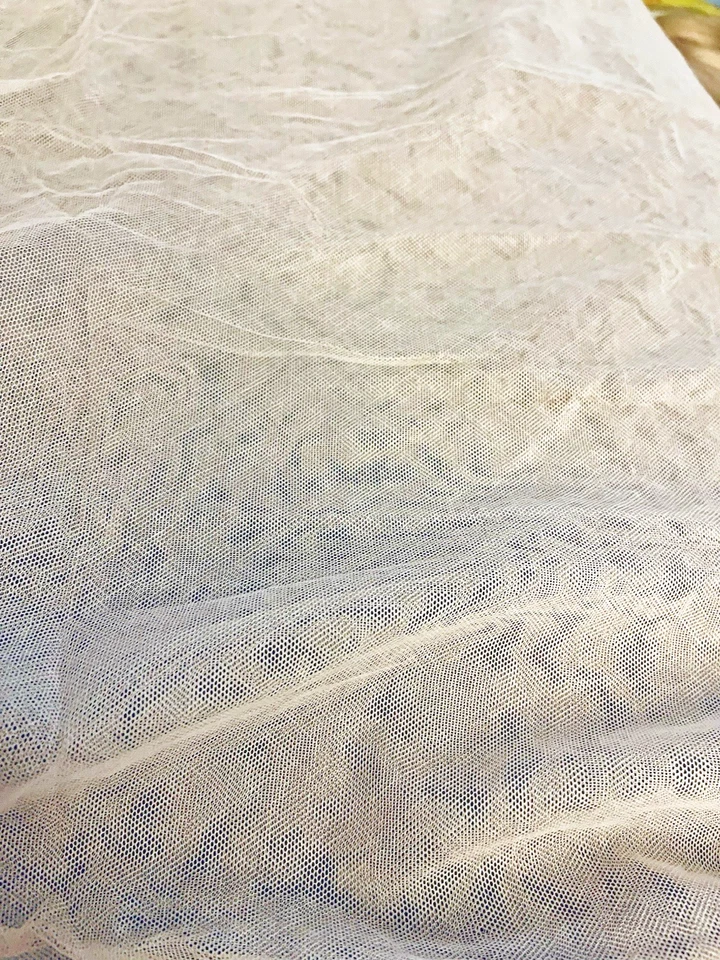 VTG Dressmaking Ecru Cotton Netting Tulle  w/Four Rows of Lace Trim 34" X 112" - Image 3 of 4