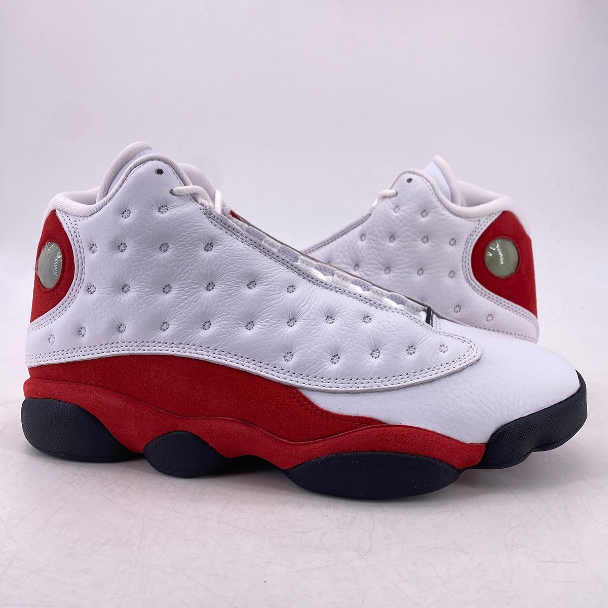 Jordan13レトロ バスケットボールシューズ ホワイト/レッド Amazon | Nike (ナイキ) メンズ エアジョーダン 13 レトロ グレー トウ